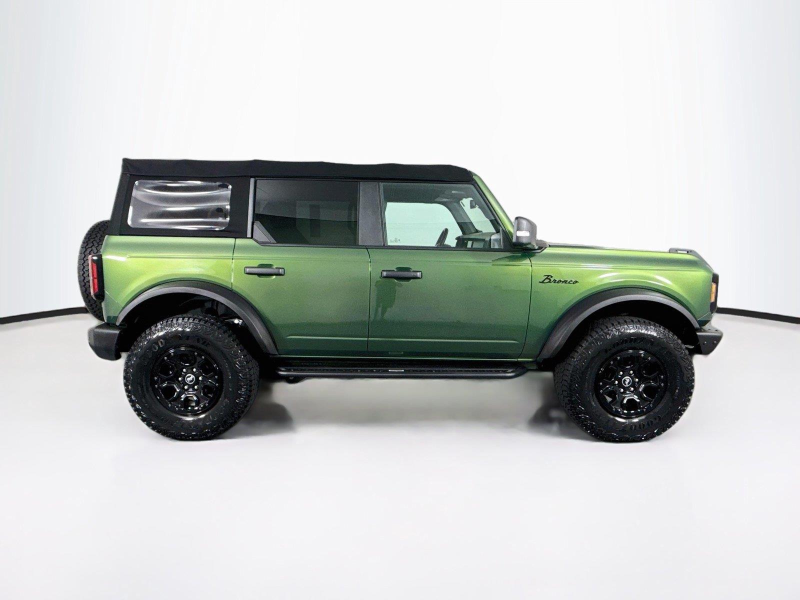 2022 Ford Bronco Wildtrak photo 10