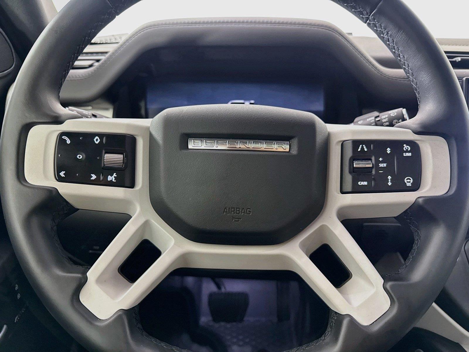 2025 Land Rover Defender X-Dynamic SE photo 16