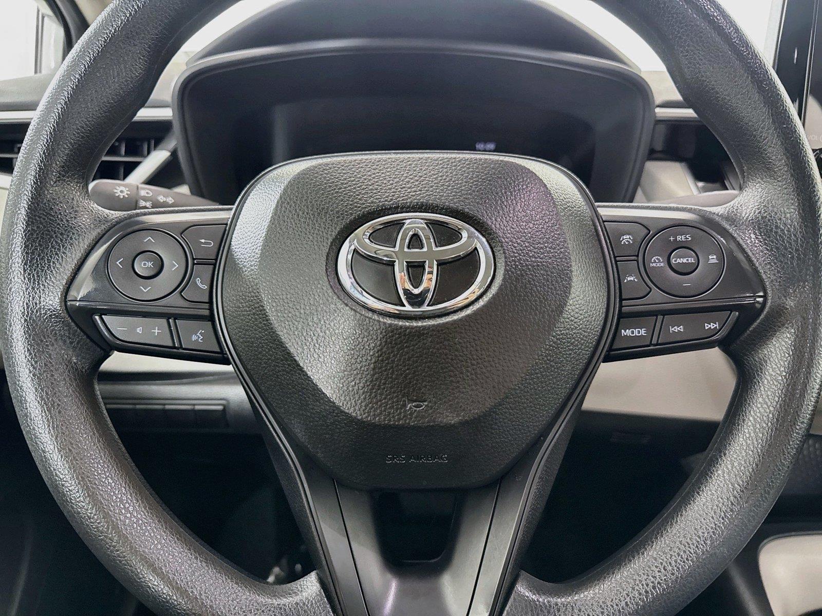 2026 Toyota Corolla LE photo 15