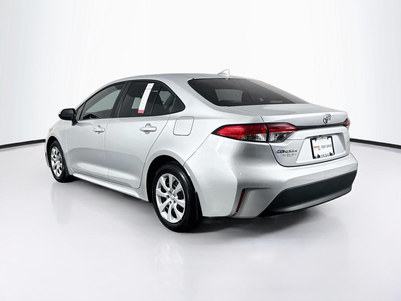 2026 Toyota Corolla LE photo 11