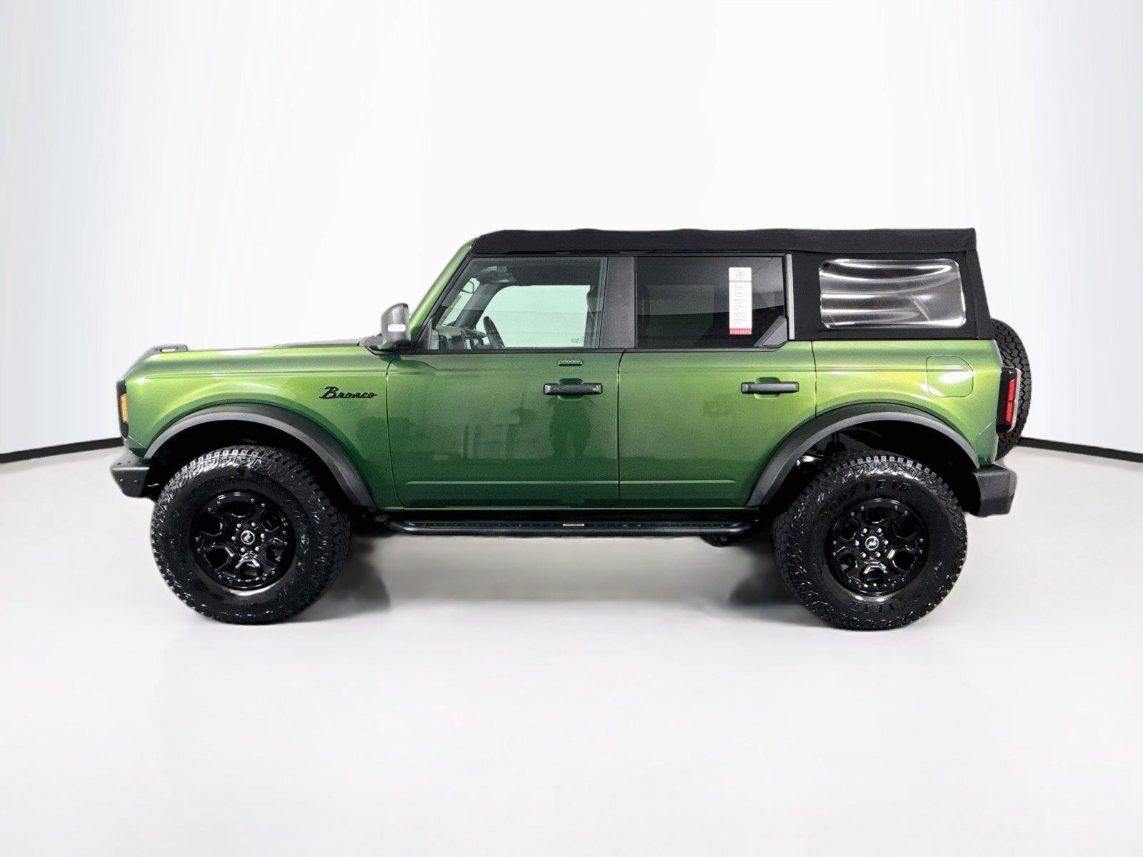 2022 Ford Bronco Wildtrak photo 13