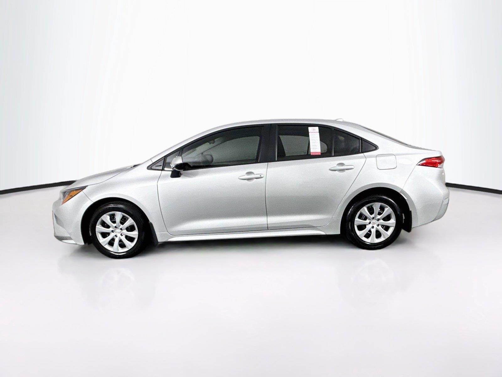 2026 Toyota Corolla LE photo 12