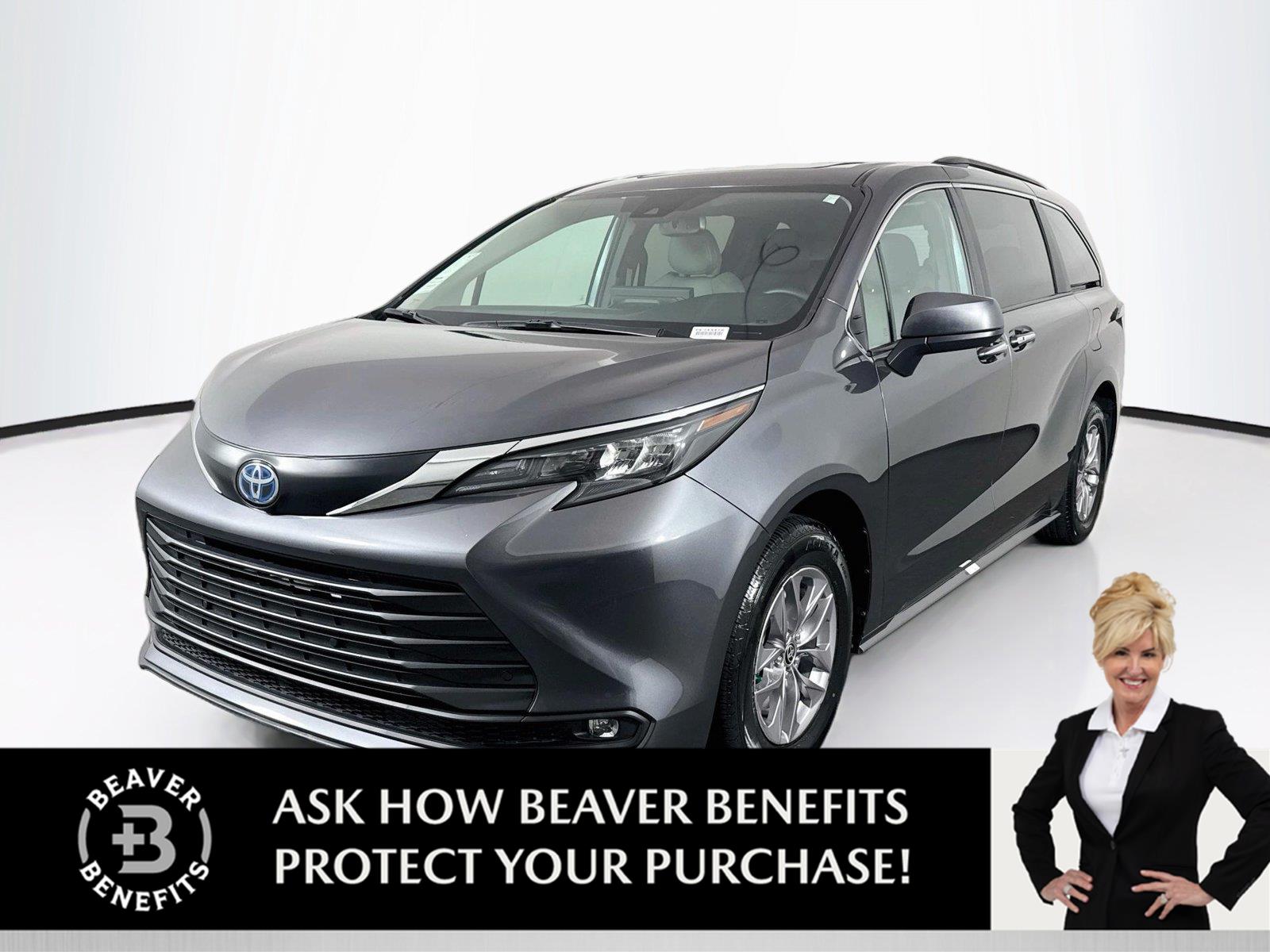 Magnetic Gray Metallic 2025 Toyota Sienna Minivan Front-Wheel Drive Continuously Variable Transmission