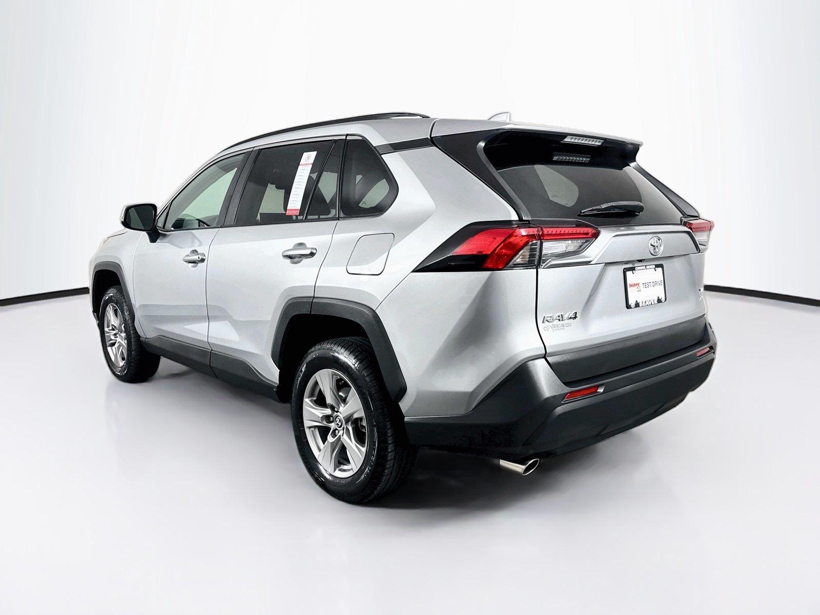 2024 Toyota RAV4 XLE photo 11