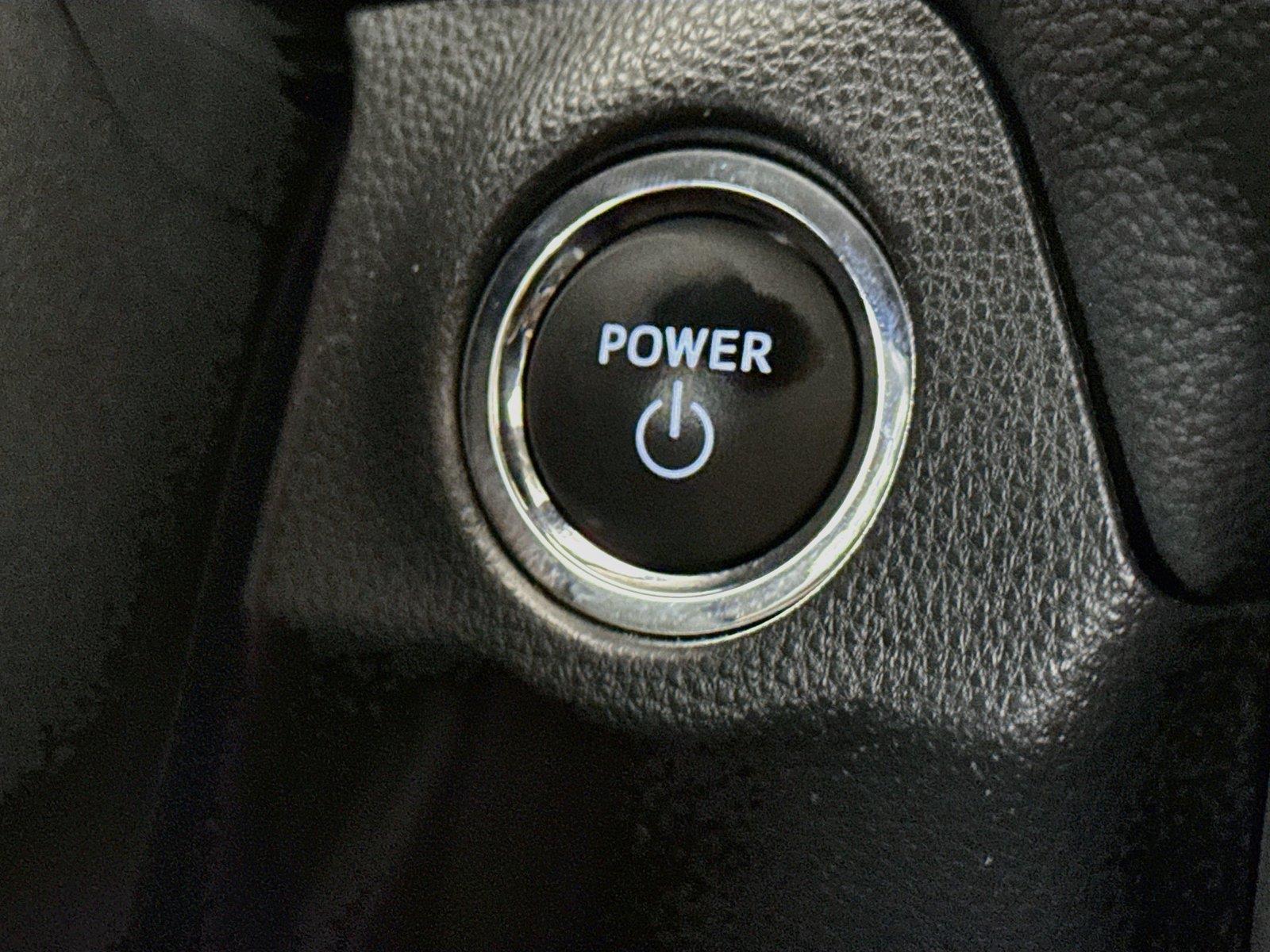 2025 Toyota RAV4 Hybrid XLE photo 20