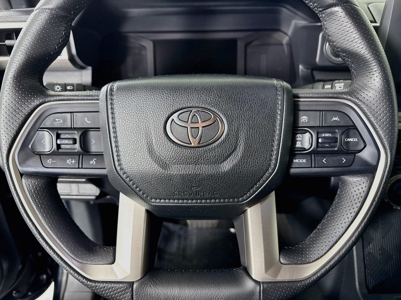 2025 Toyota 4Runner SR5 photo 14