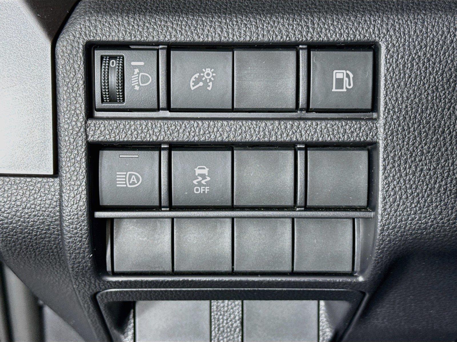 2025 Toyota 4Runner SR5 photo 13