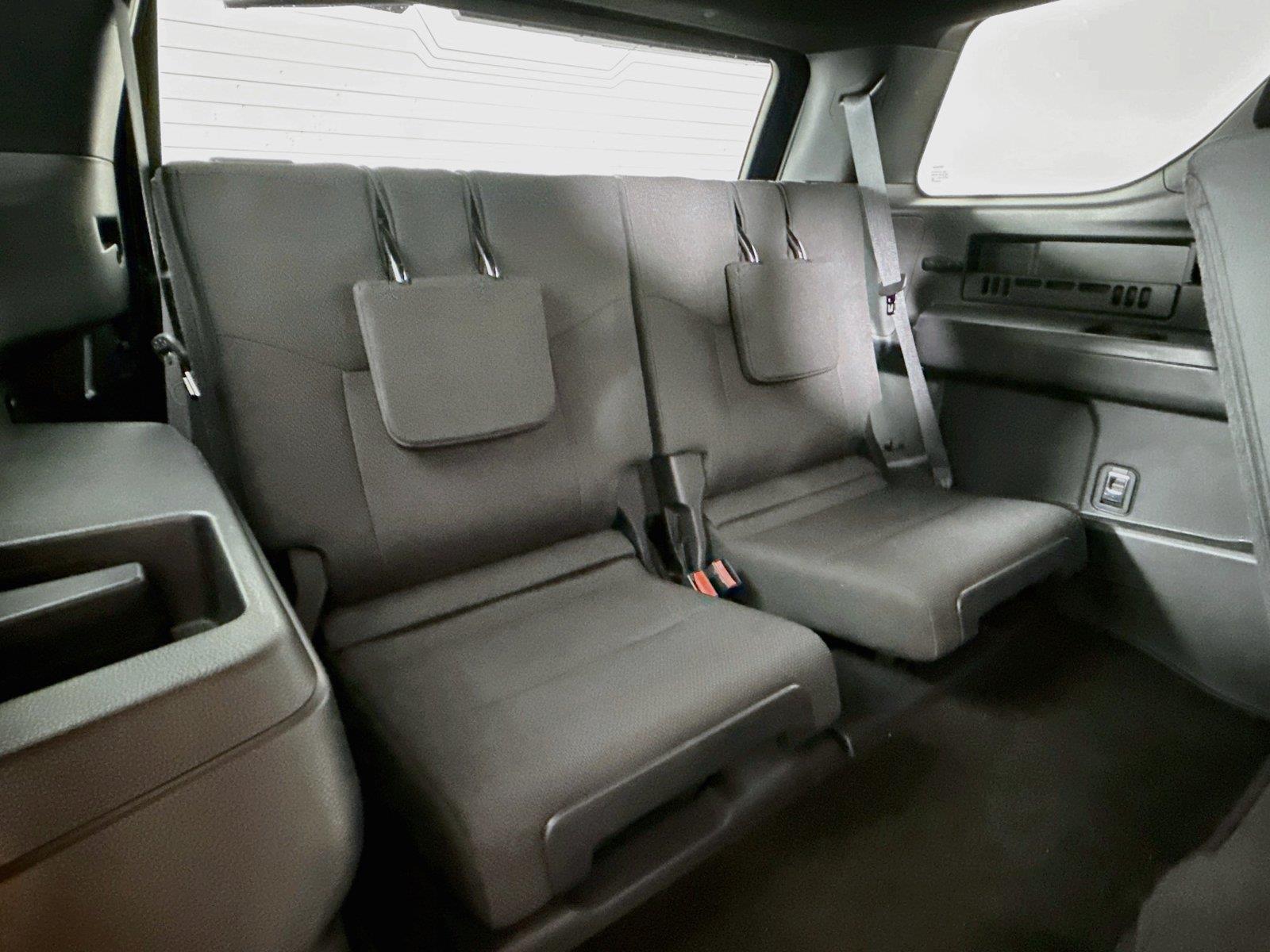 2025 Toyota 4Runner SR5 photo 33