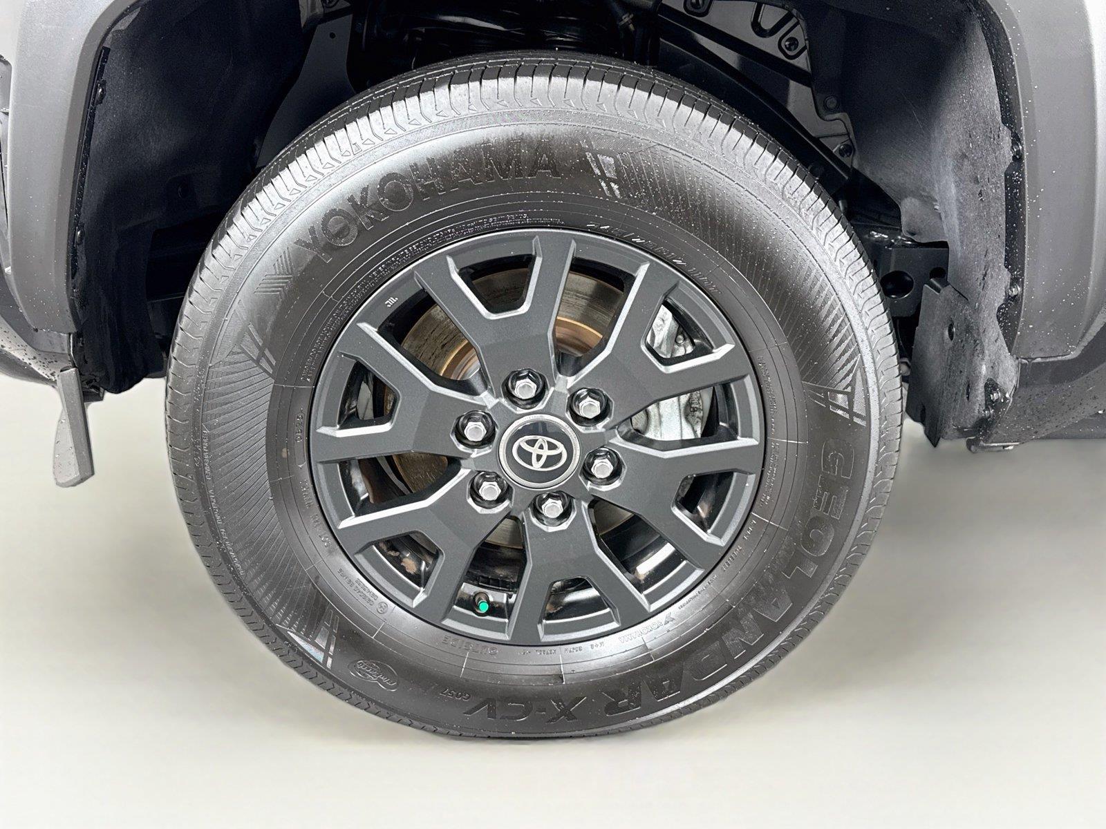 2025 Toyota 4Runner SR5 photo 38