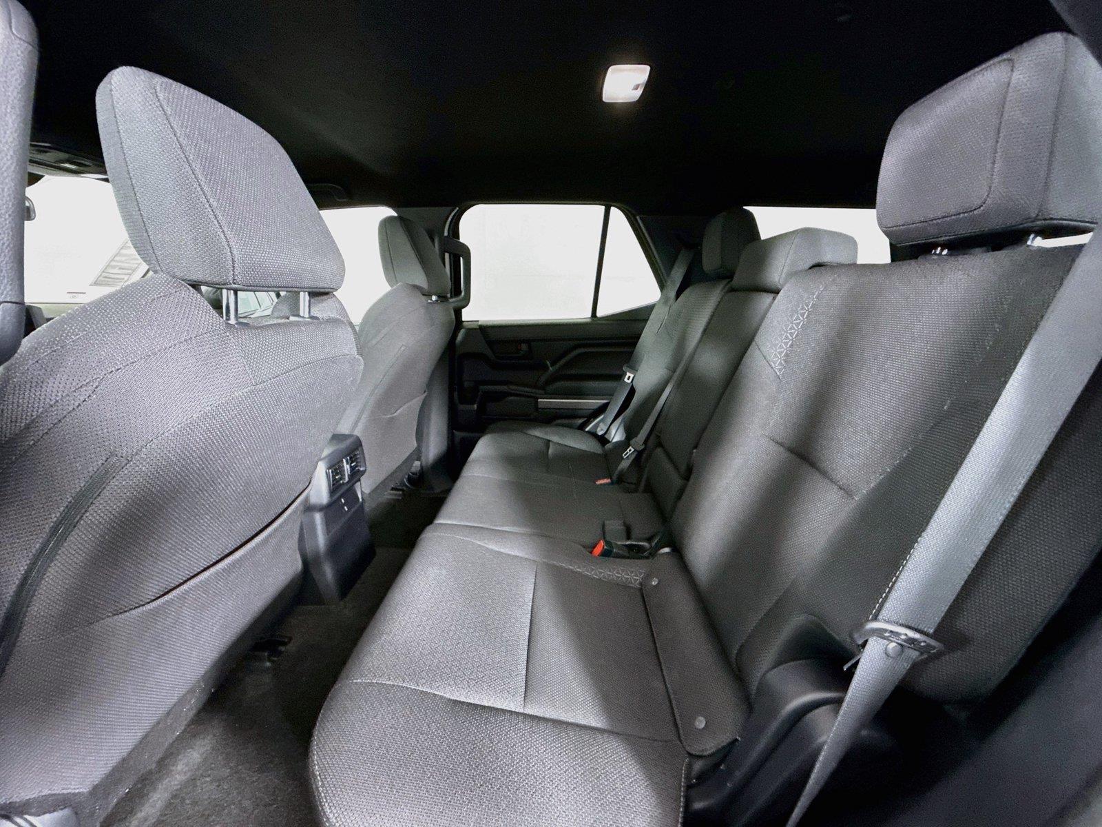 2025 Toyota 4Runner SR5 photo 25