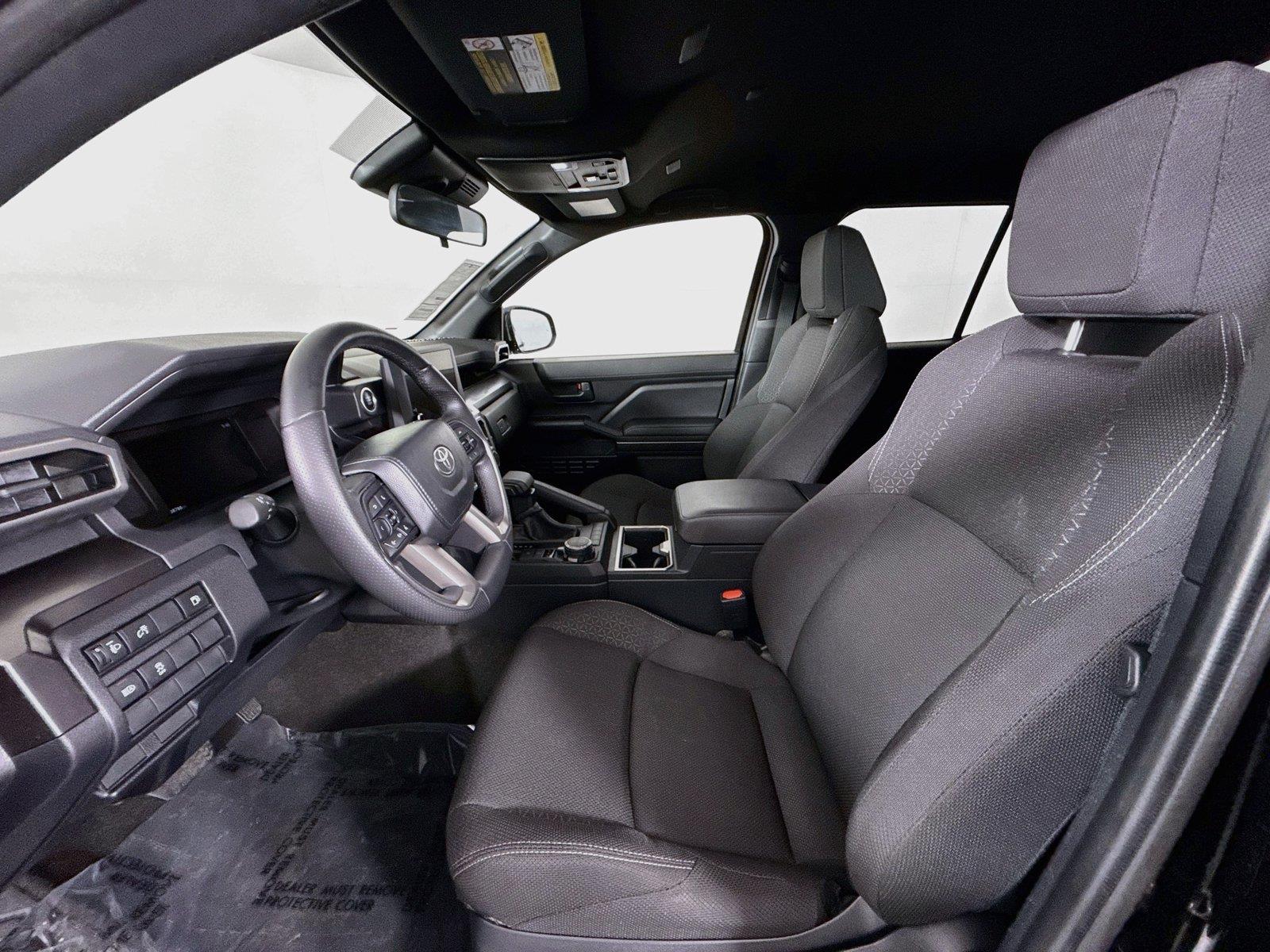 2025 Toyota 4Runner SR5 photo 2