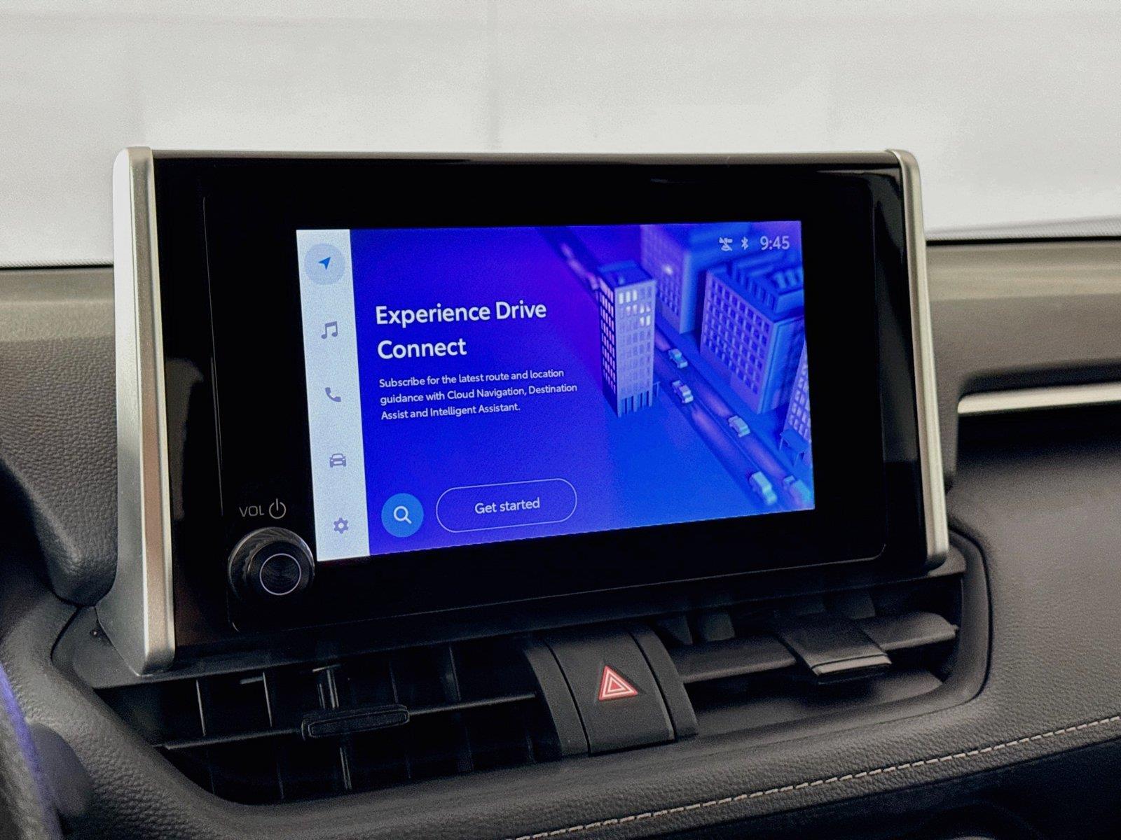 2025 Toyota RAV4 Hybrid XLE photo 6