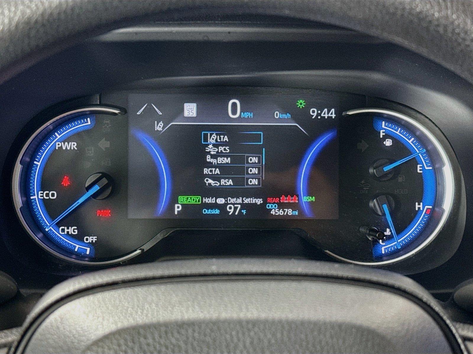 2025 Toyota RAV4 Hybrid XLE photo 19
