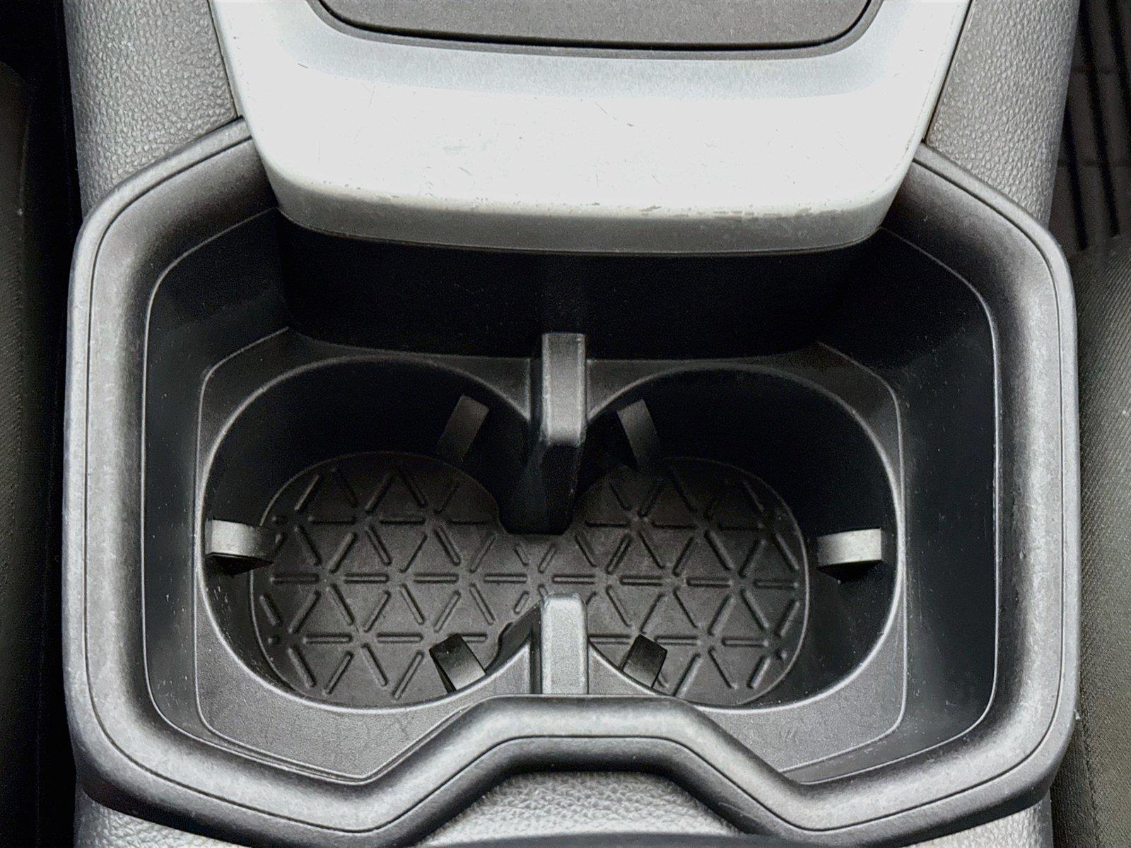 2025 Toyota RAV4 Hybrid XLE photo 26