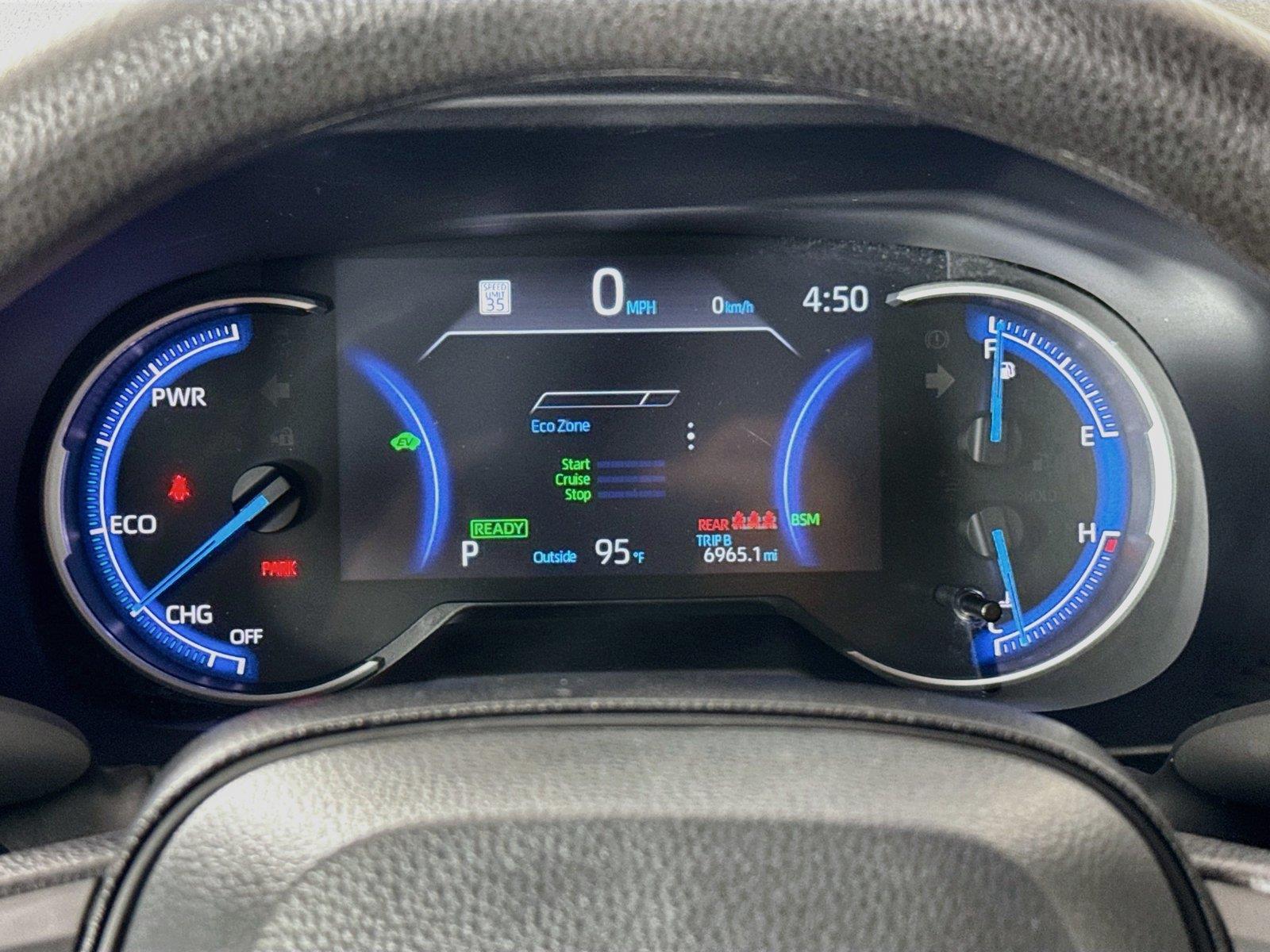 2025 Toyota RAV4 Hybrid XLE photo 20
