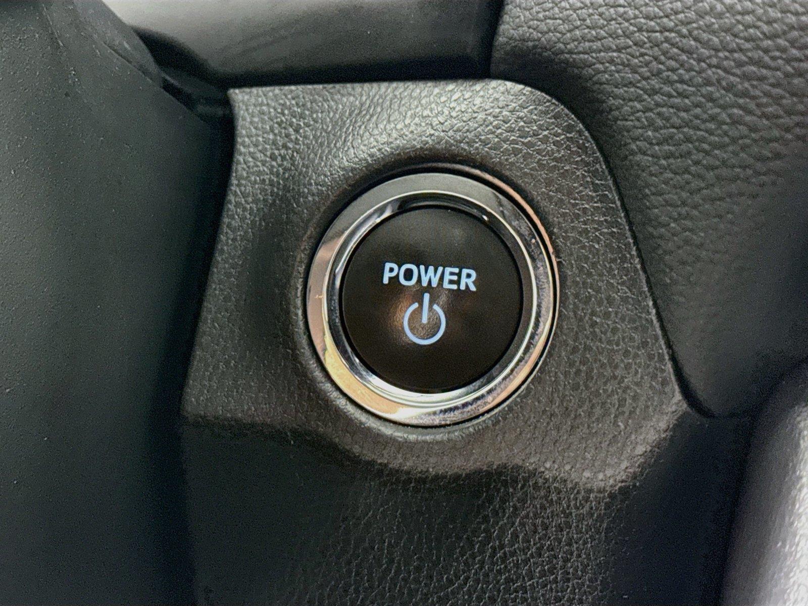 2025 Toyota RAV4 Hybrid XLE photo 21