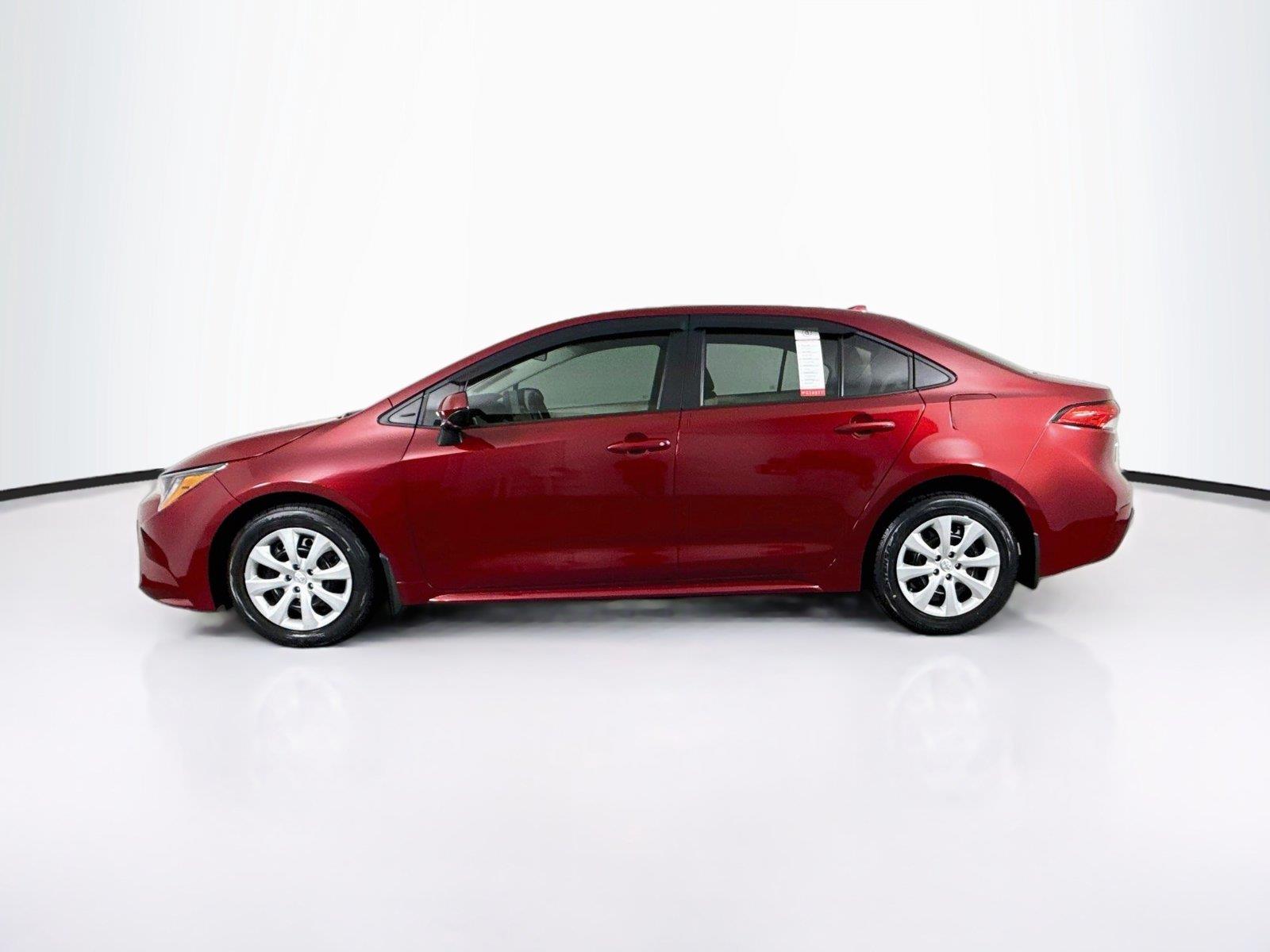 2025 Toyota Corolla LE photo 12