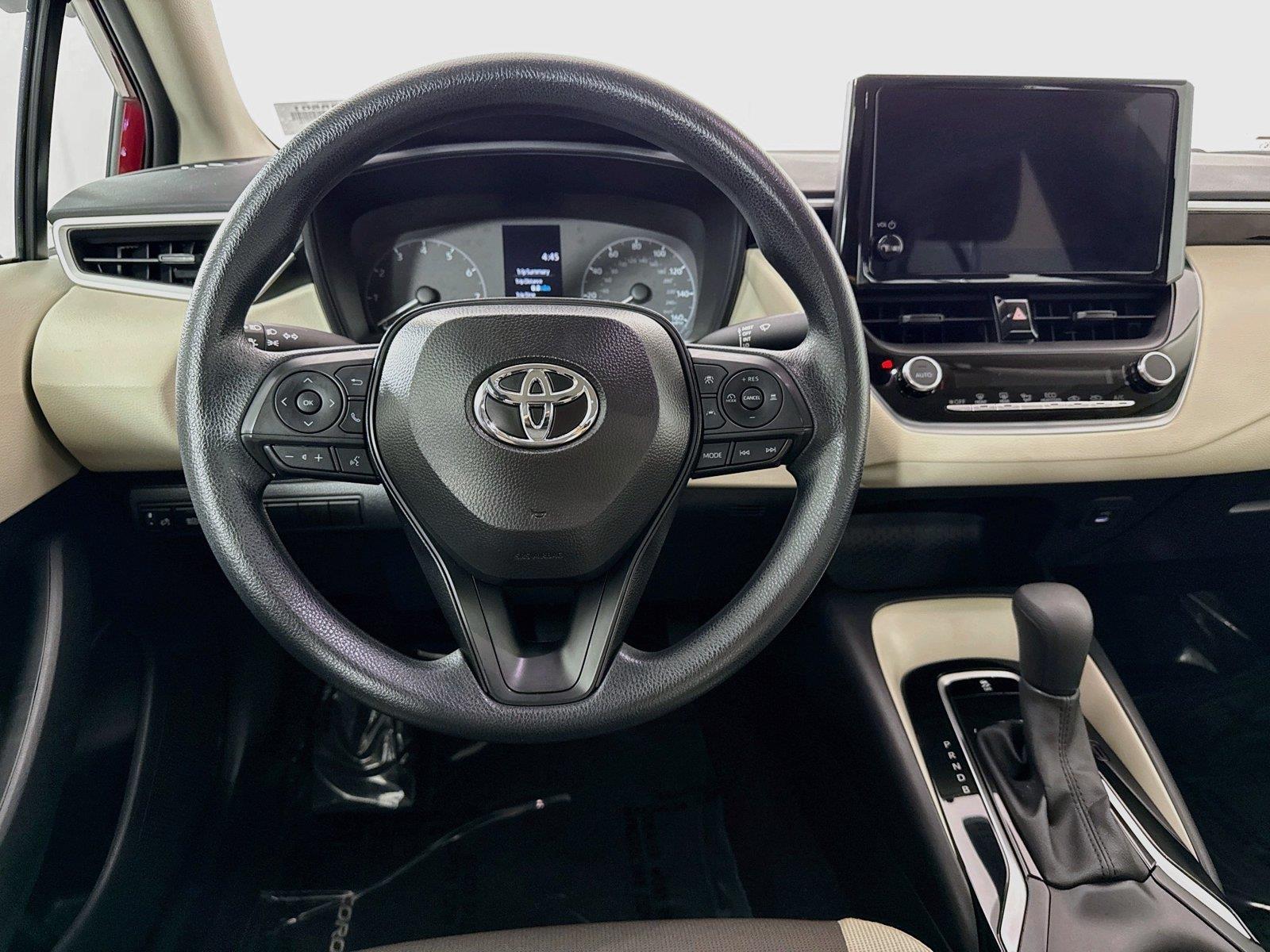 2025 Toyota Corolla LE photo 27