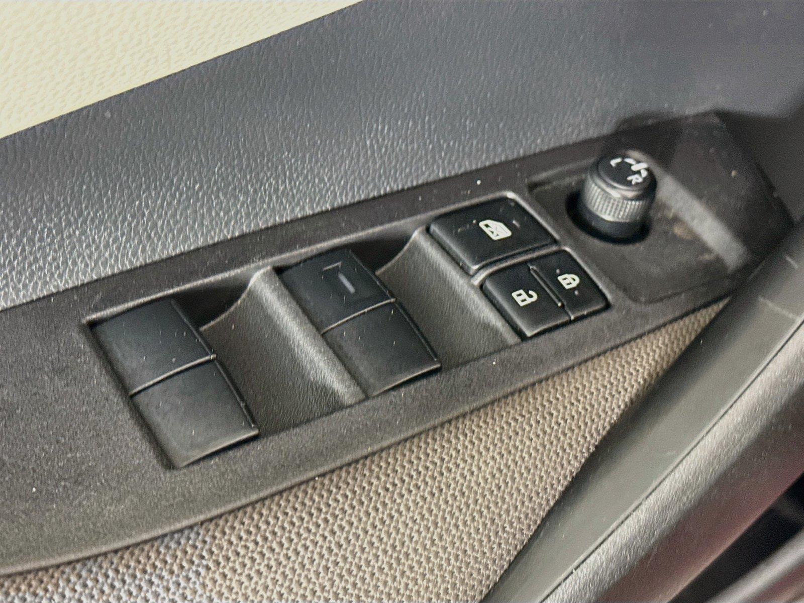 2025 Toyota Corolla LE photo 24