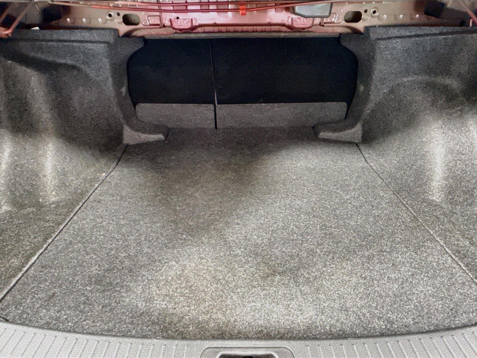 2025 Toyota Corolla LE photo 33