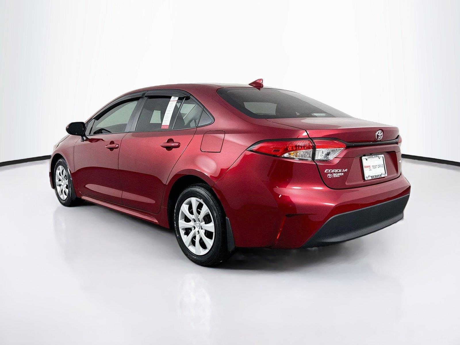 2025 Toyota Corolla LE photo 11