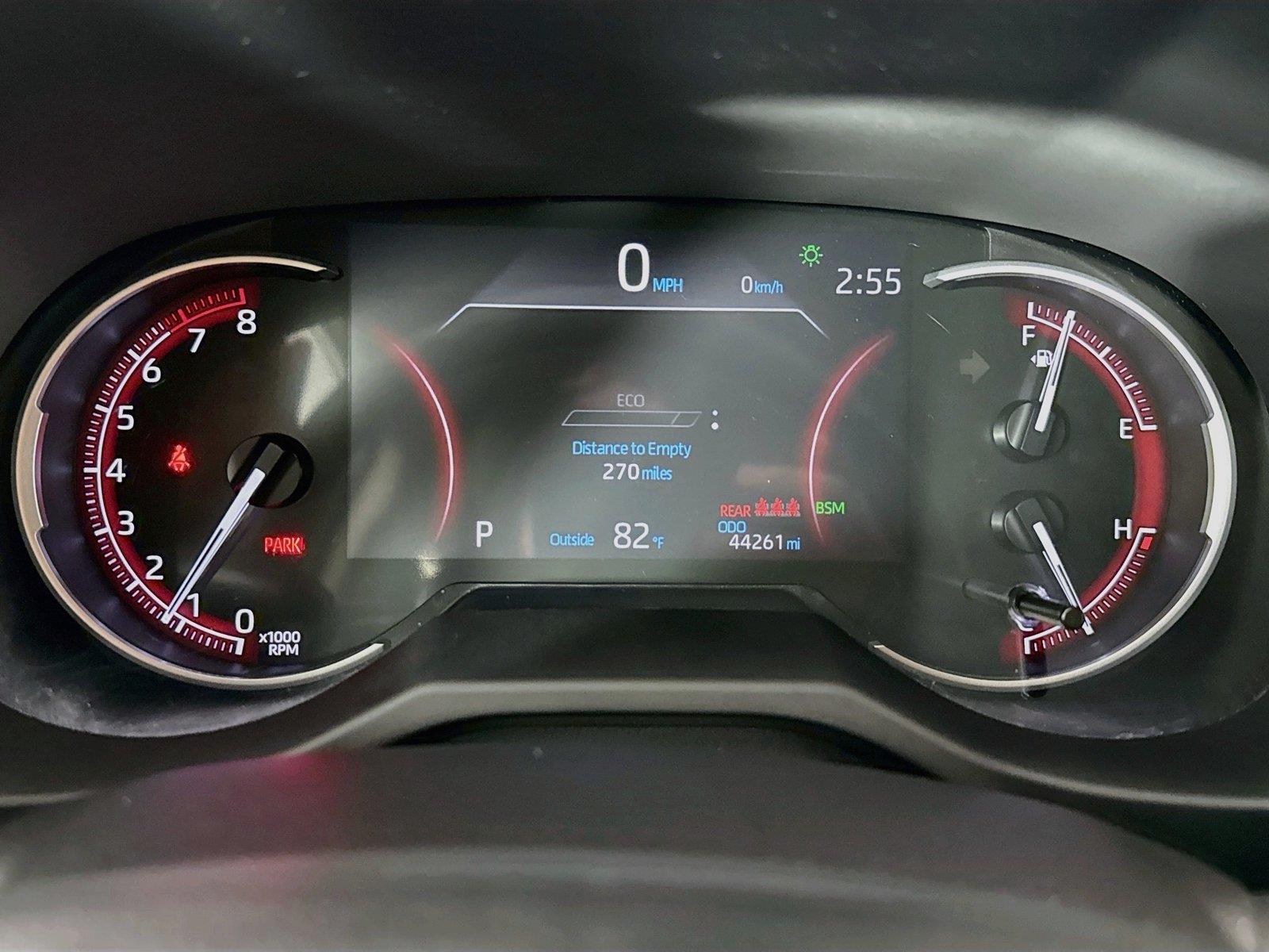 2025 Toyota RAV4 XLE photo 19