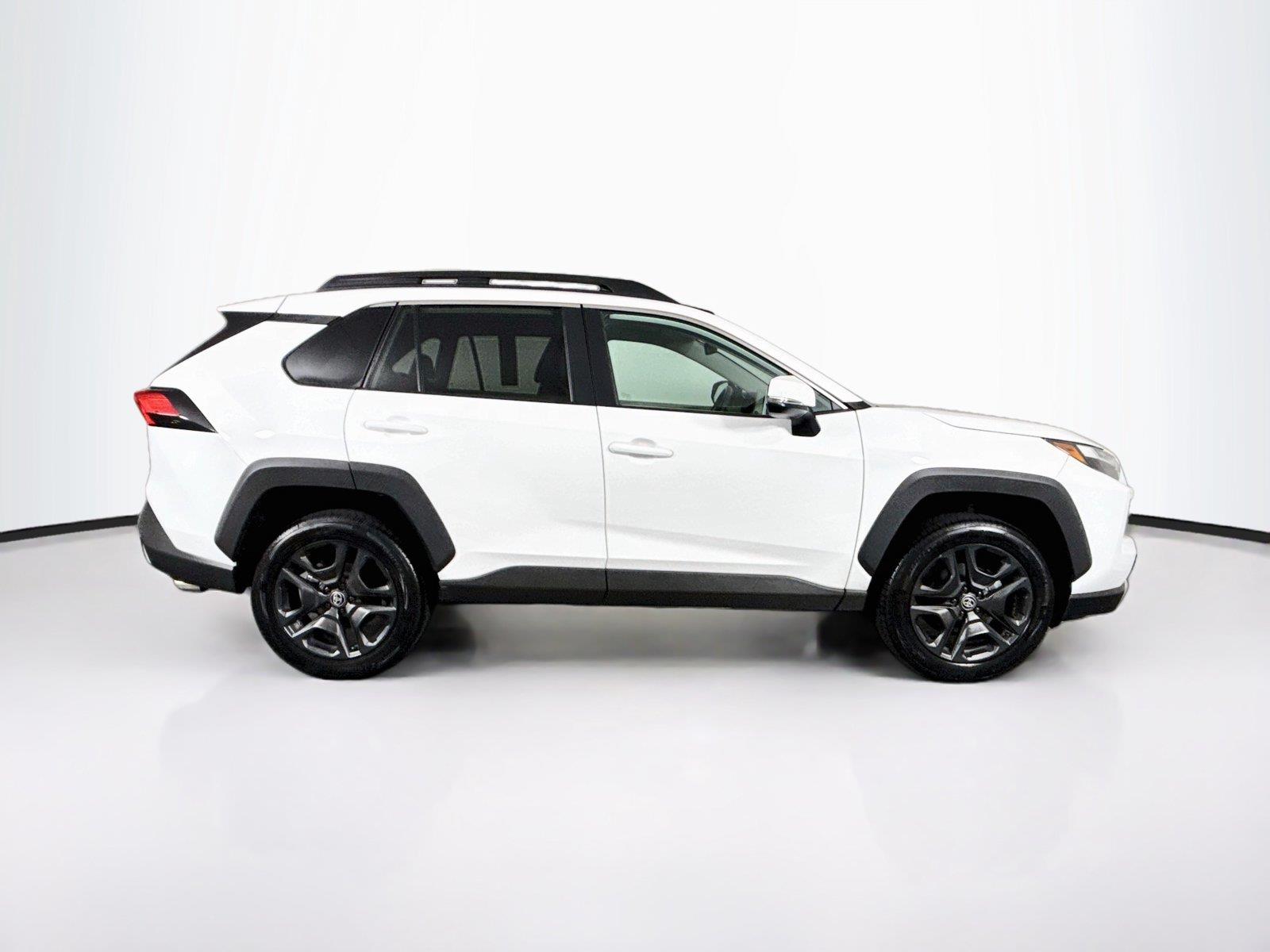 2024 Toyota RAV4 Adventure photo 9