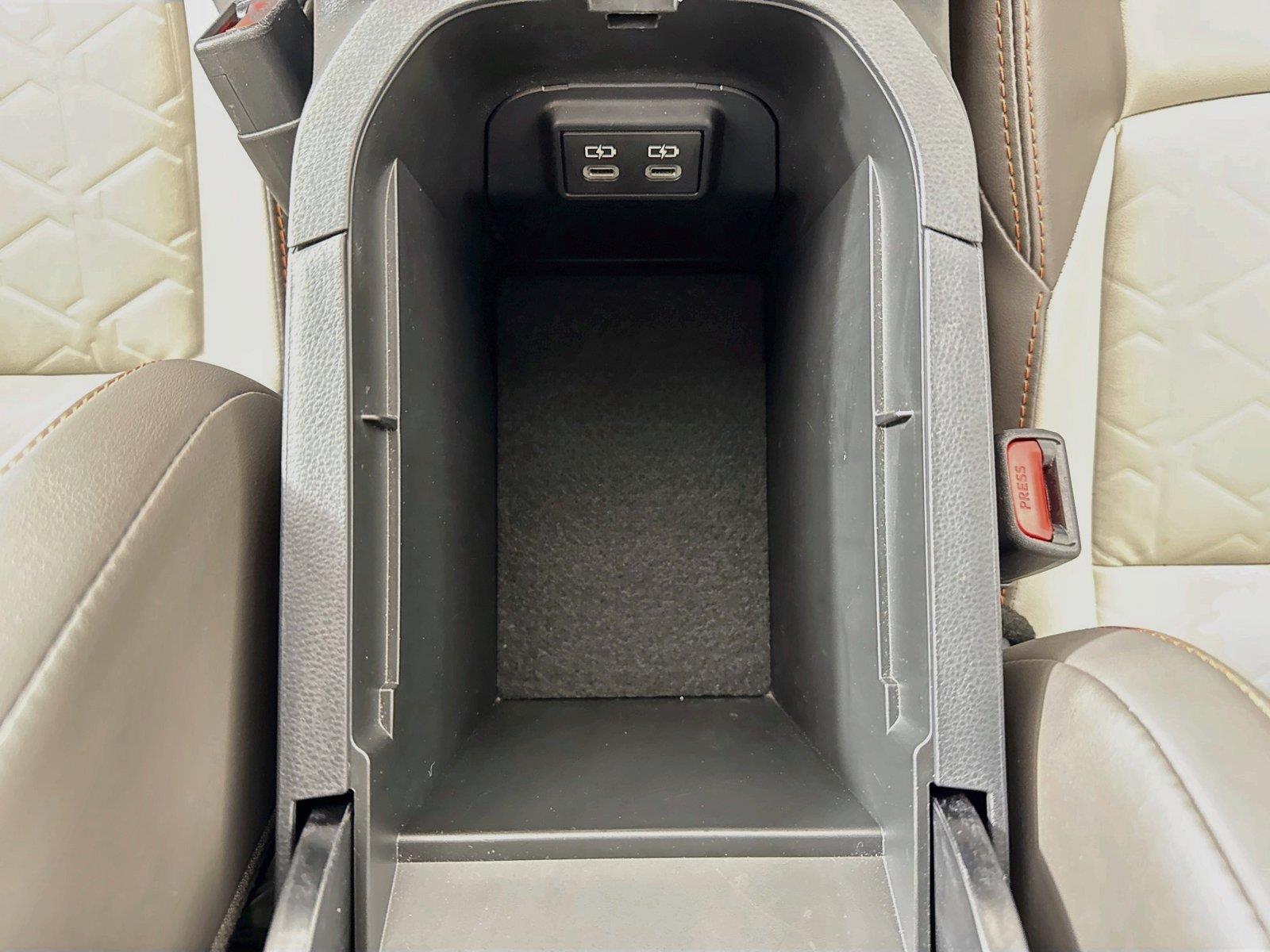 2024 Toyota RAV4 Adventure photo 30