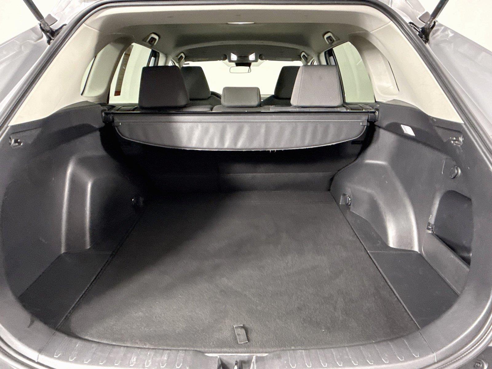 2025 Toyota RAV4 XLE photo 35