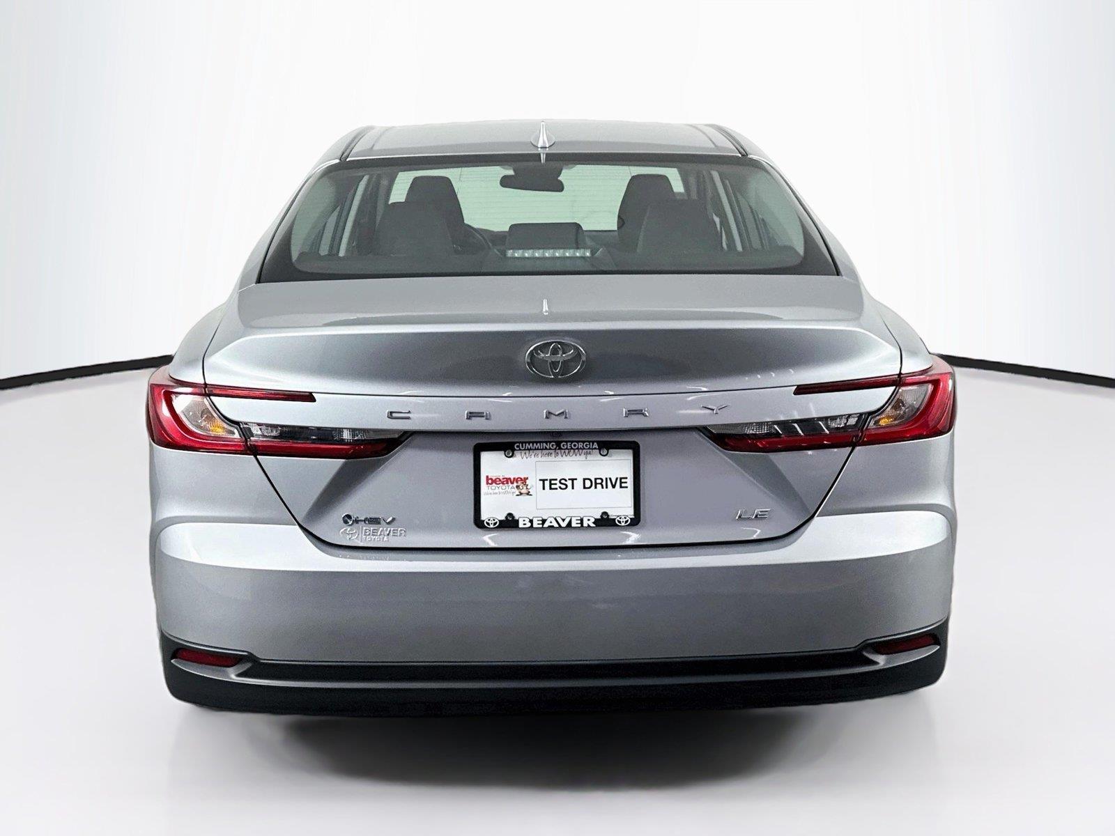 2025 Toyota Camry LE photo 10