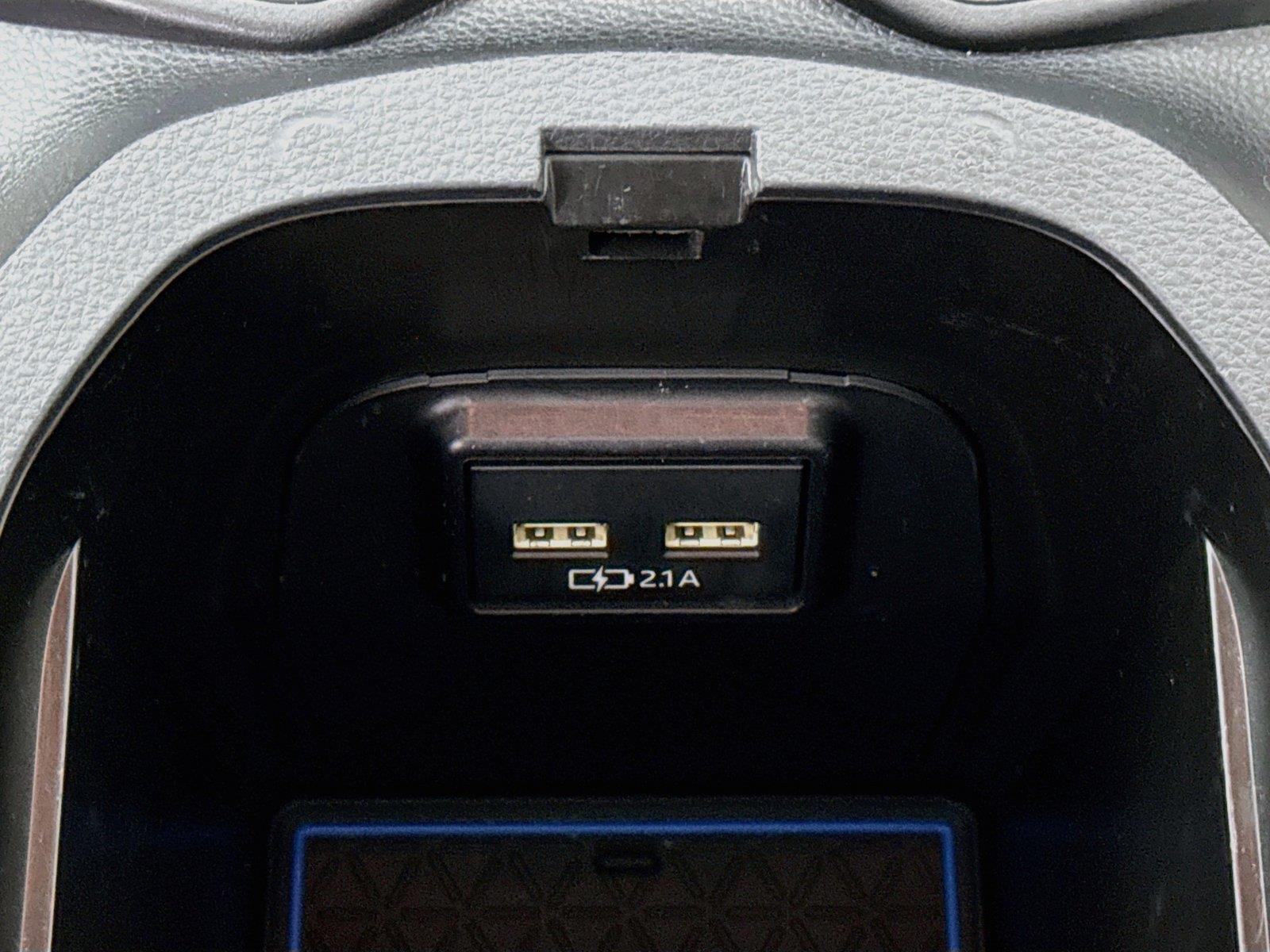 2021 Toyota RAV4 Hybrid XLE Premium photo 35