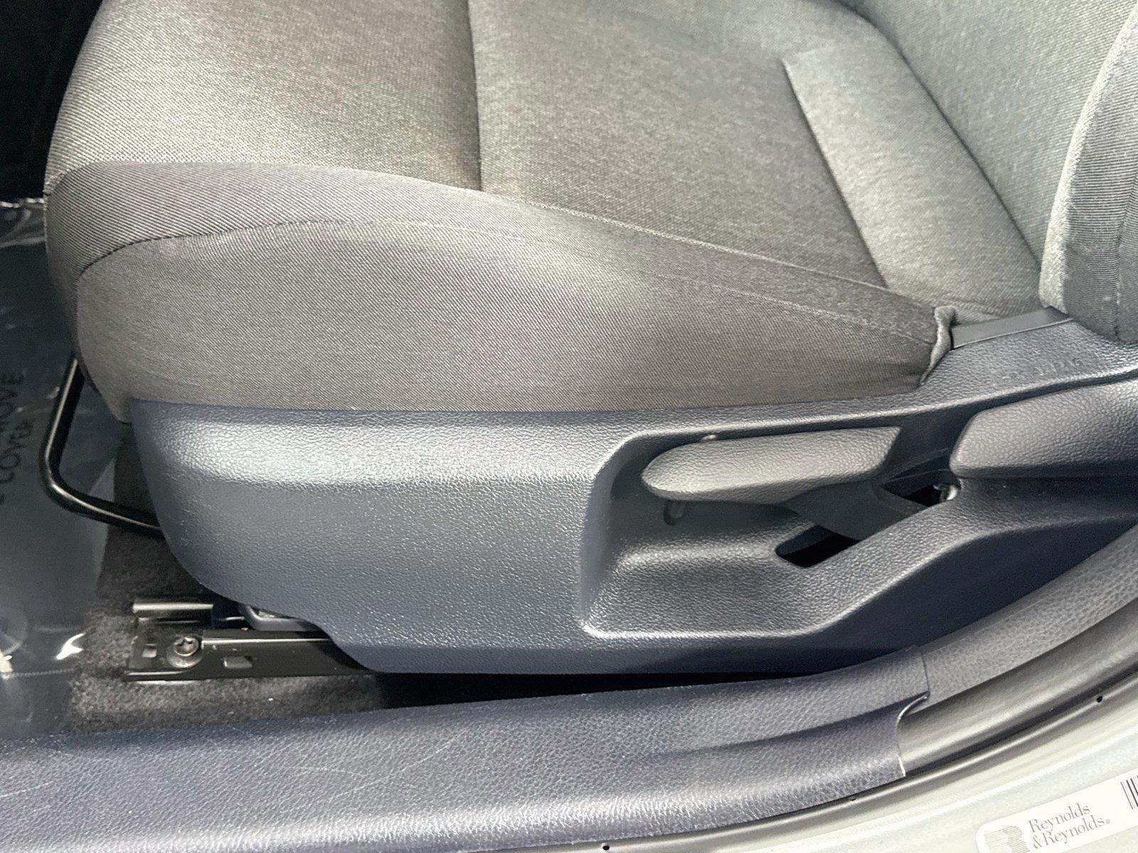 2025 Toyota Camry LE photo 28