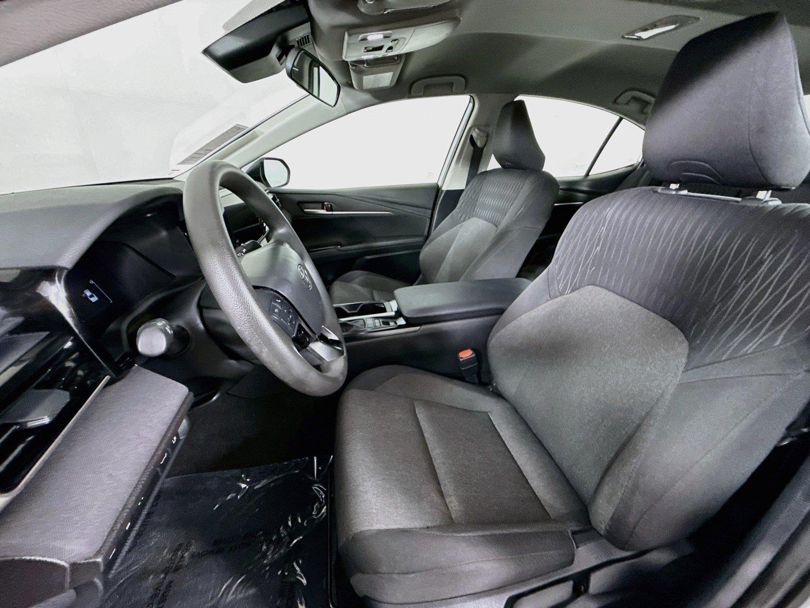 2025 Toyota Camry LE photo 2
