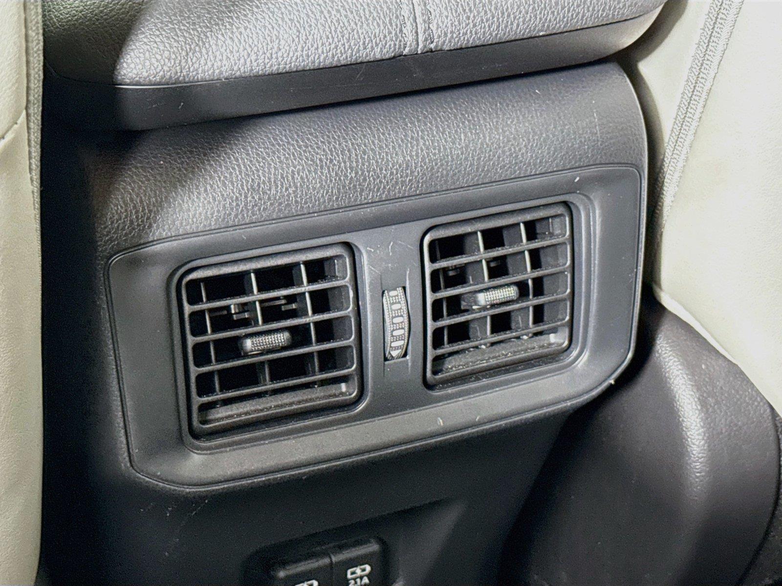 2021 Toyota RAV4 Hybrid XLE Premium photo 37
