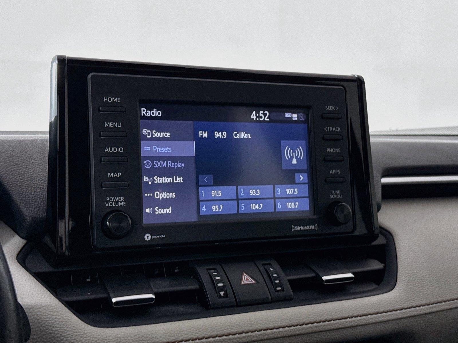 2021 Toyota RAV4 Hybrid XLE Premium photo 22