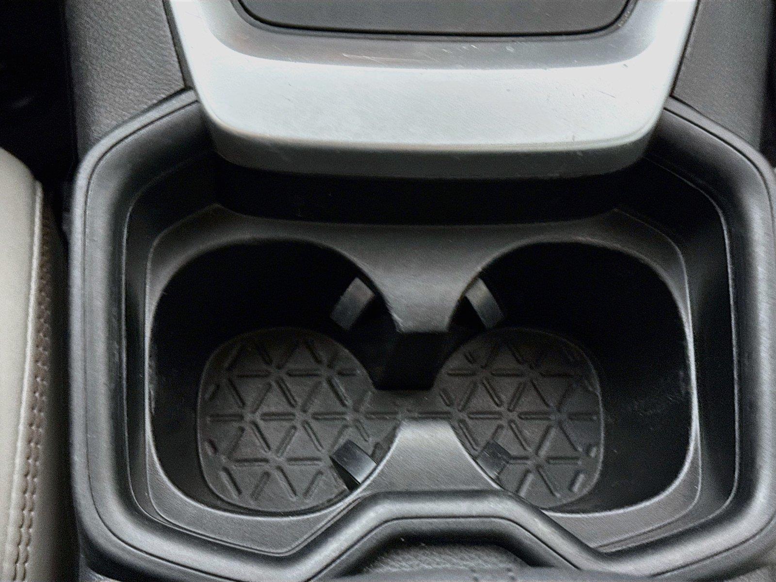 2021 Toyota RAV4 Hybrid XLE Premium photo 27