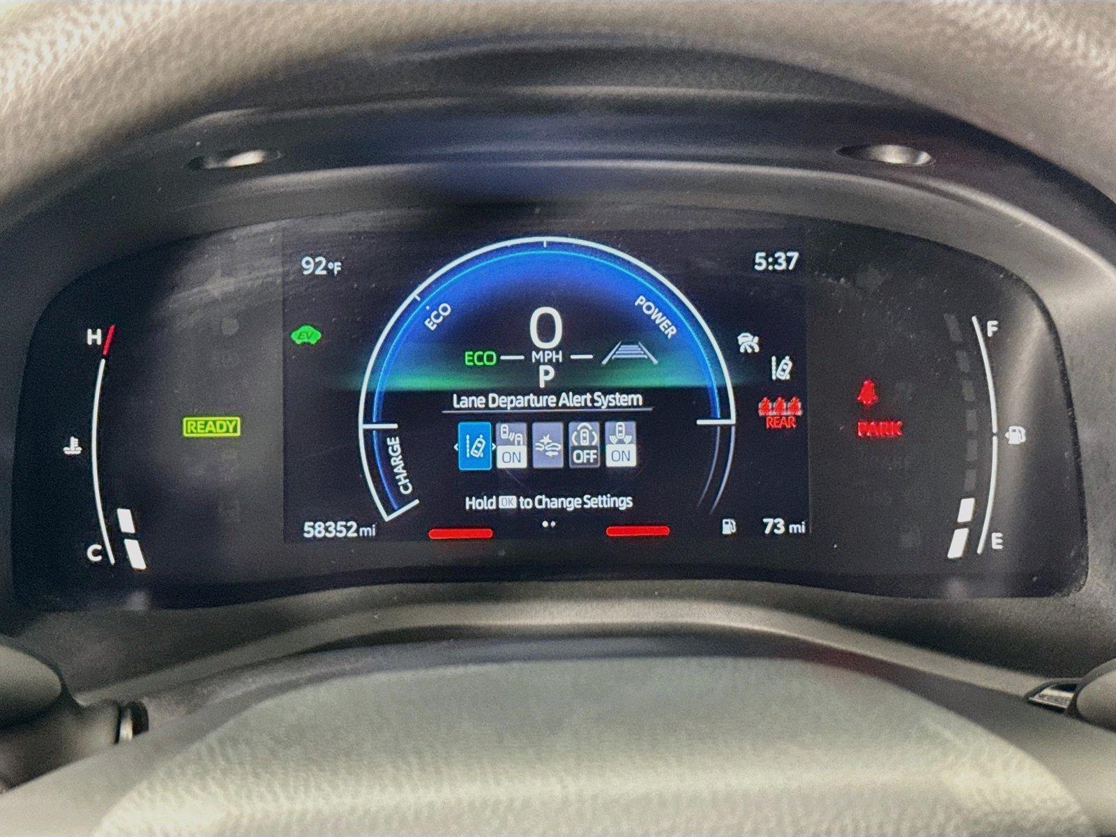 2025 Toyota Camry LE photo 19