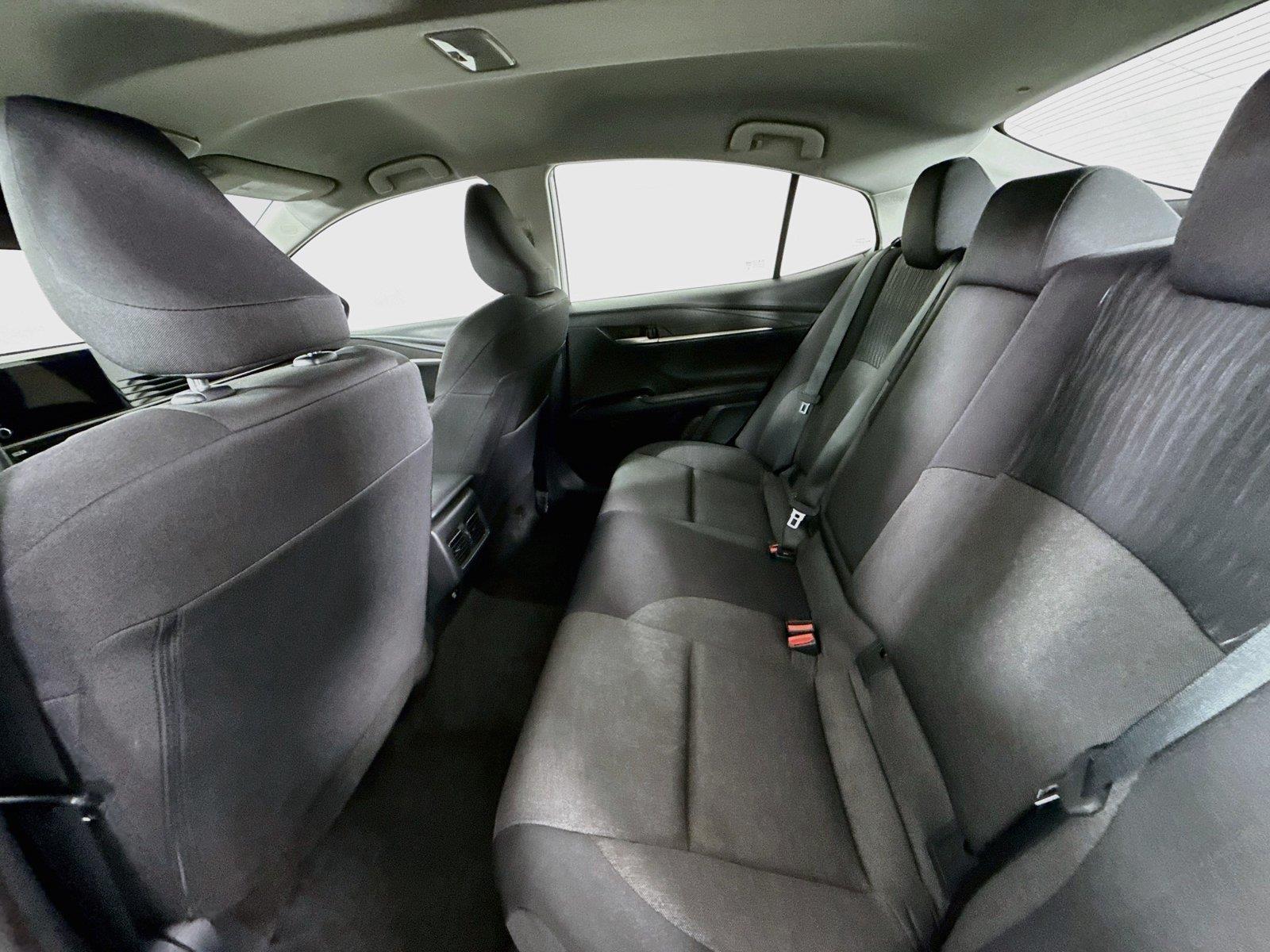 2025 Toyota Camry LE photo 29
