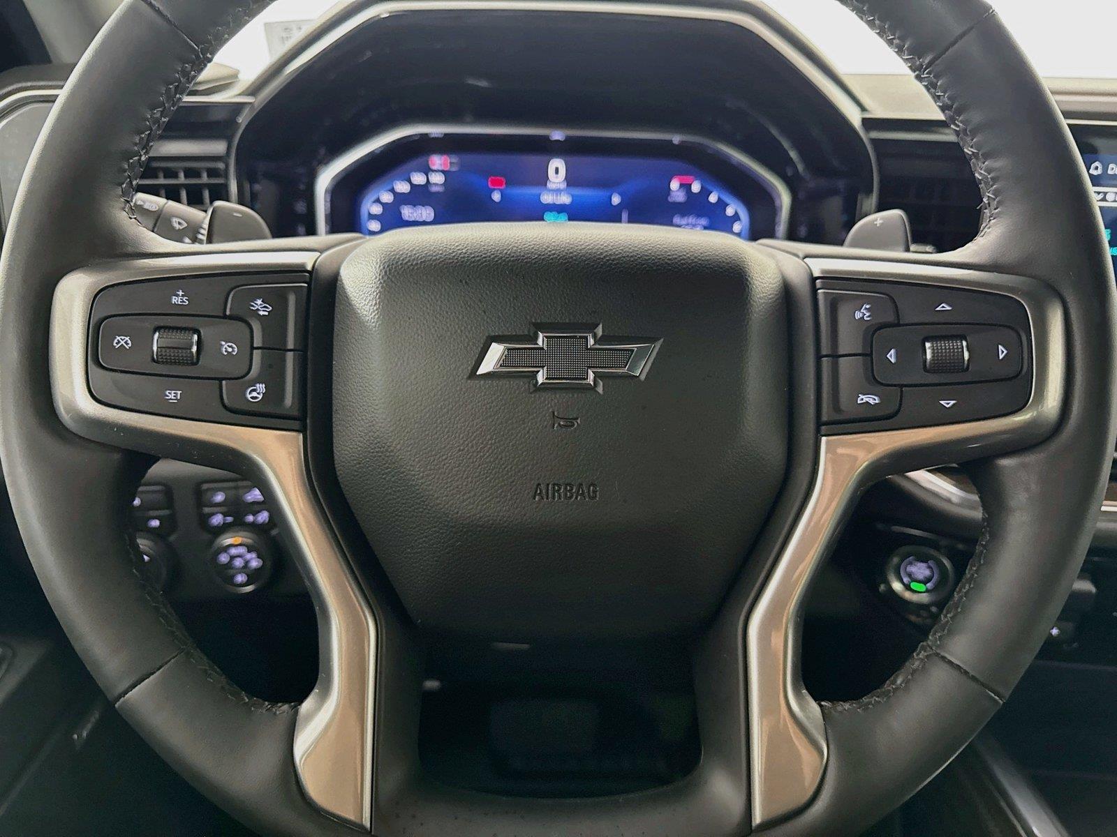 2024 Chevrolet Silverado 1500 RST photo 16