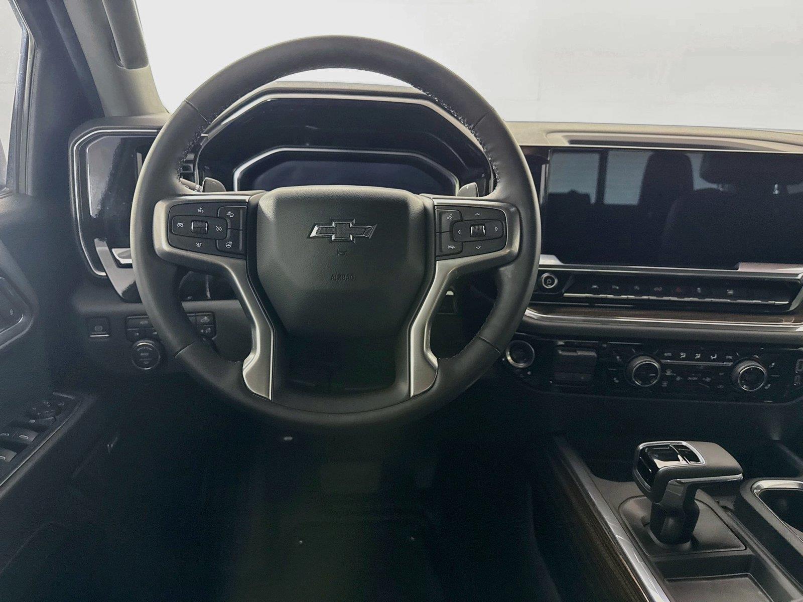 2024 Chevrolet Silverado 1500 RST photo 30
