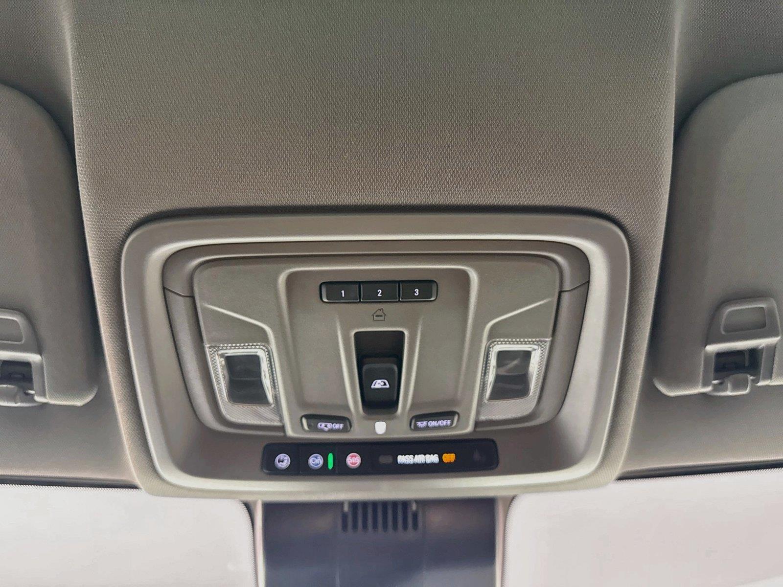 2024 Chevrolet Silverado 1500 RST photo 5