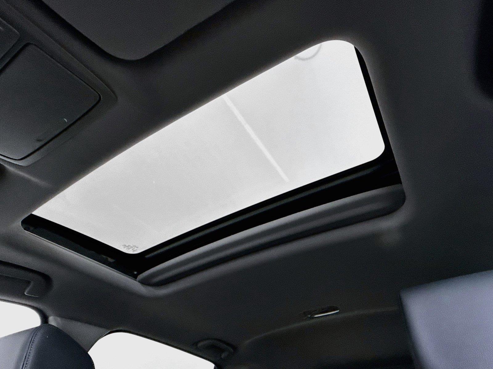 2021 Honda CR-V Touring photo 5
