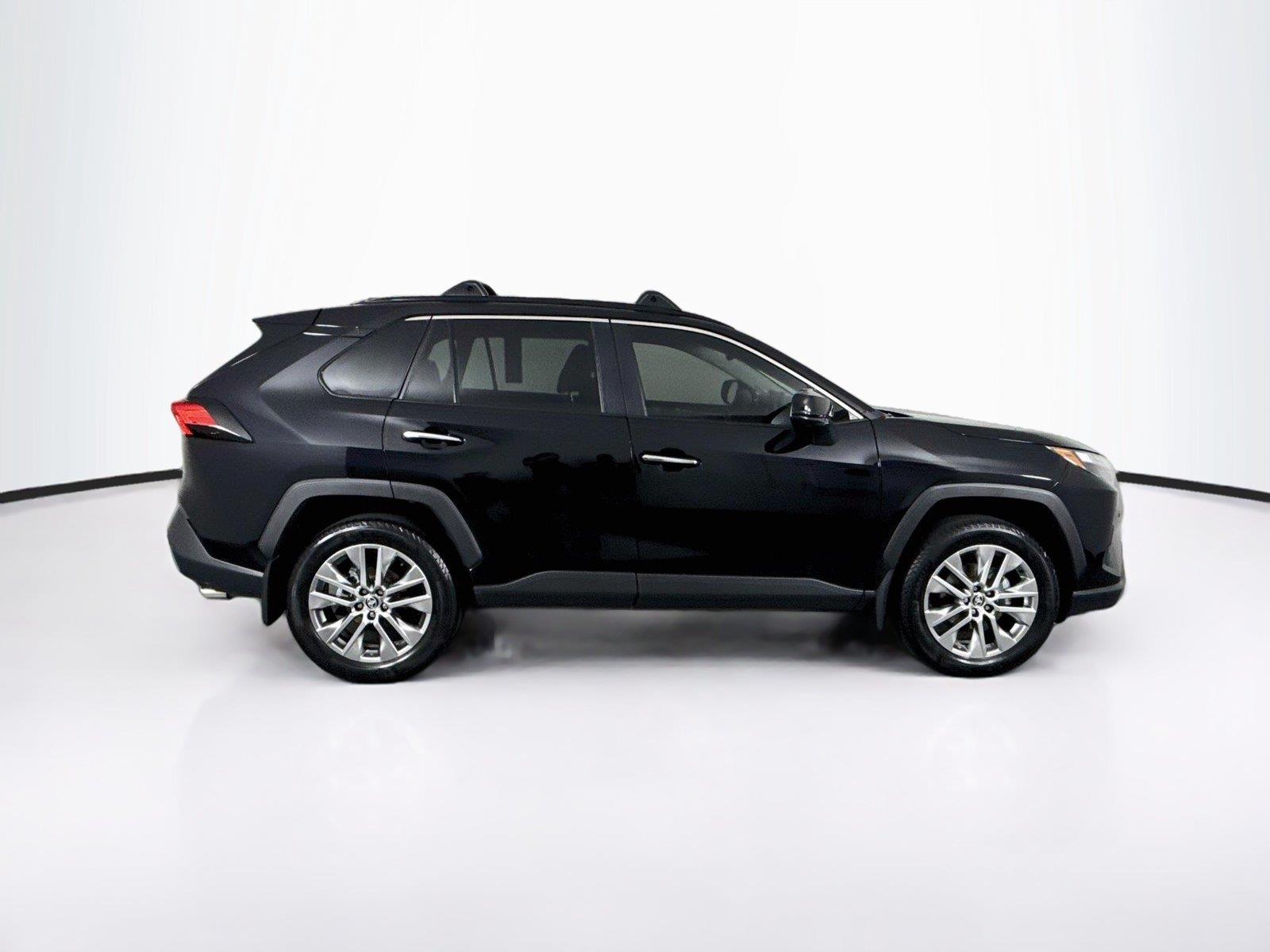 2024 Toyota RAV4 Limited photo 4