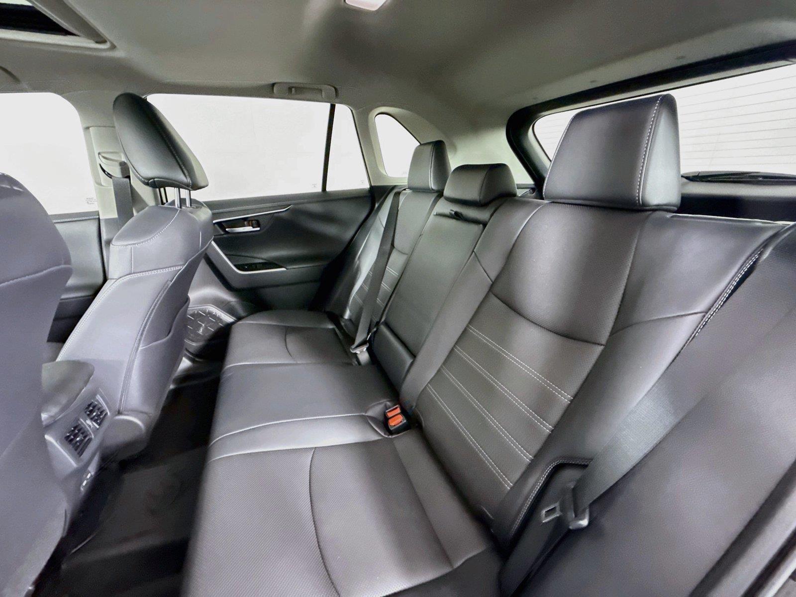 2024 Toyota RAV4 Limited photo 32