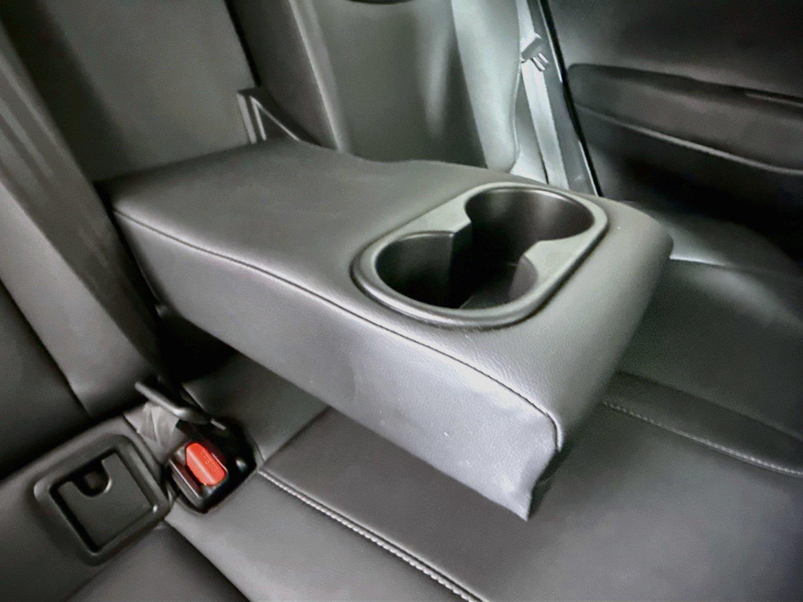 2026 Toyota Corolla Cross XLE photo 38
