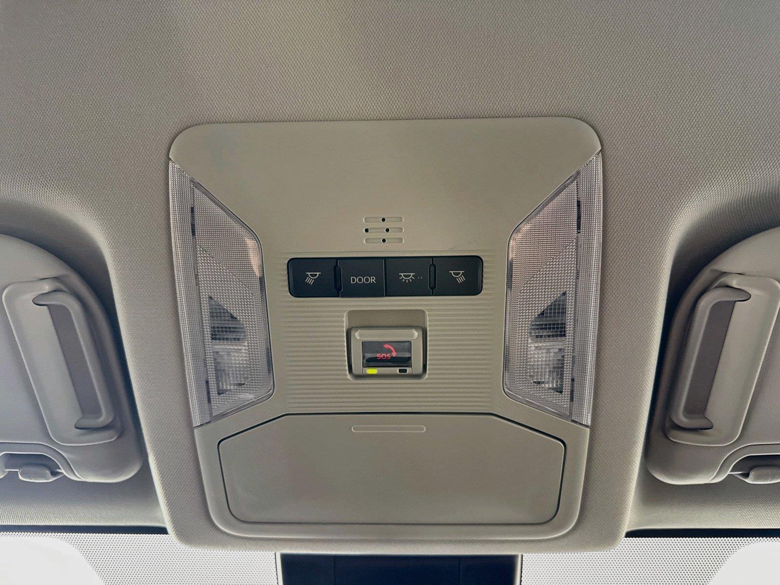 2024 Toyota RAV4 Adventure photo 5