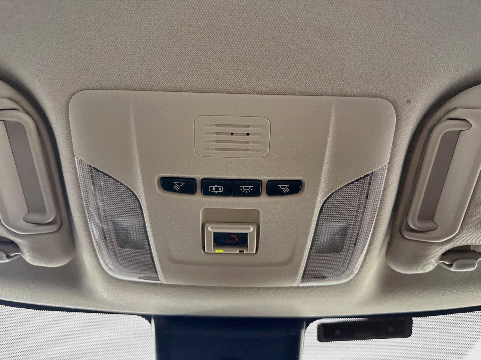 2022 Toyota Corolla LE photo 5