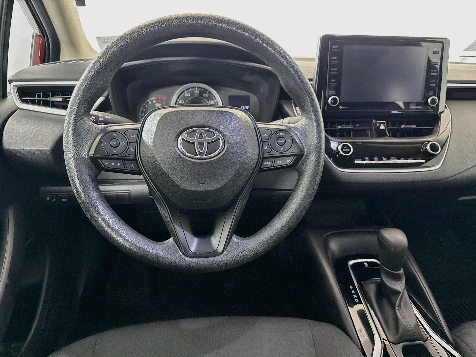 2022 Toyota Corolla LE photo 26
