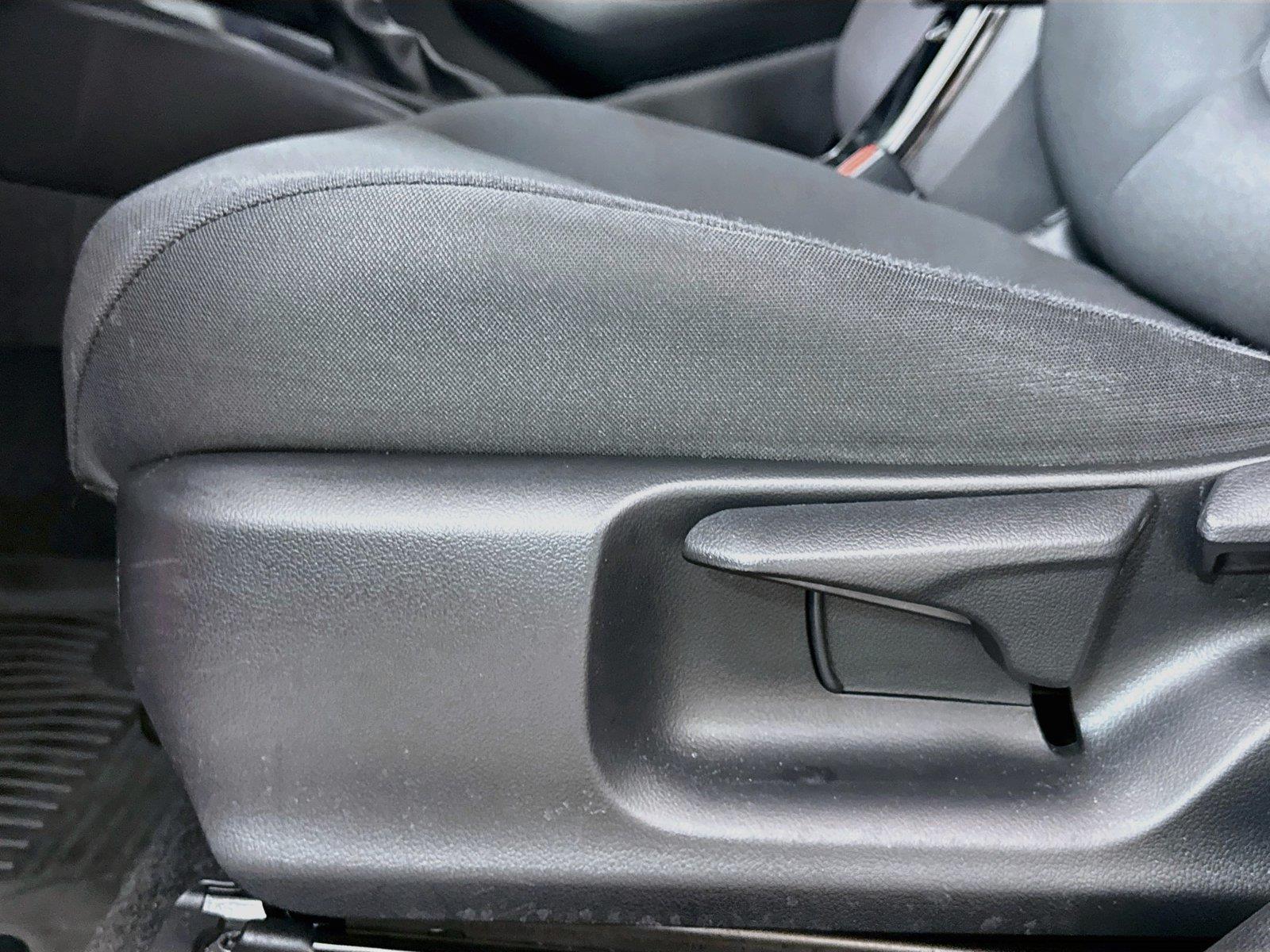 2022 Toyota Corolla LE photo 24