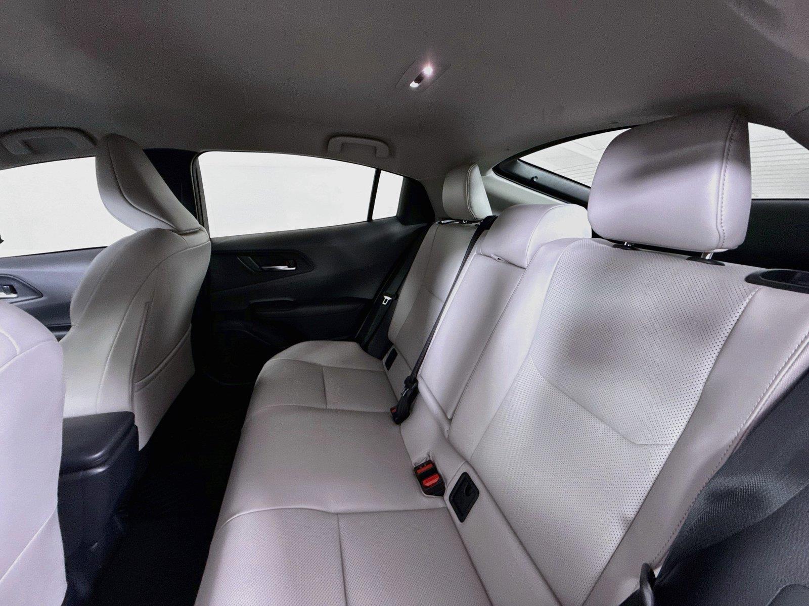 2026 Toyota Prius XLE photo 29